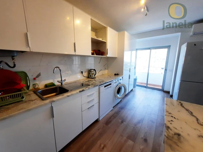 Apartamento T2 para Arrendamento em Faro (Sé e São Pedro) Foto 2