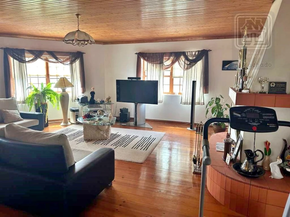 Moradia T5 para Venda em São João Foto 17