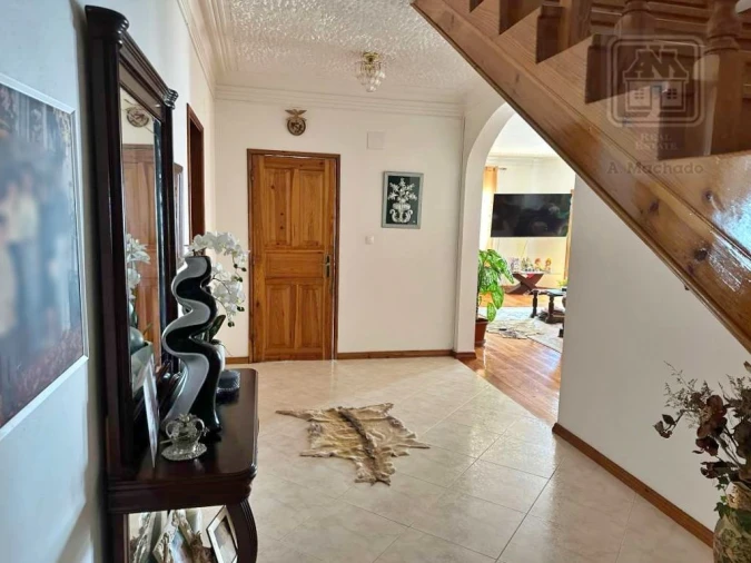 Moradia T5 para Venda em São João Foto 10