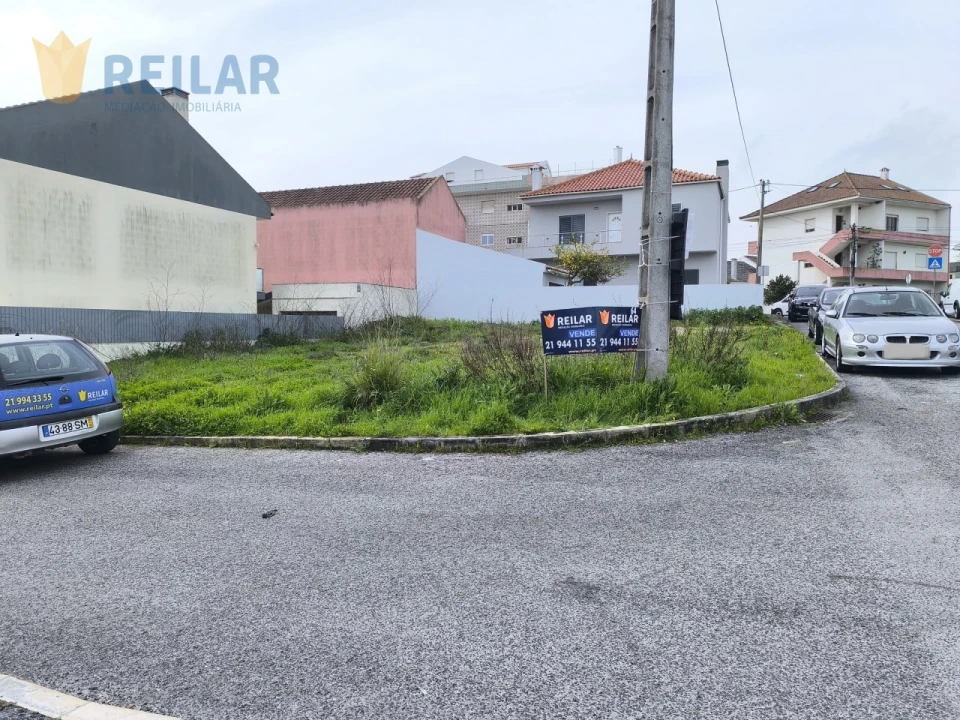 Terreno para Venda em Santa Iria de Azoia, São João da Talha e Bobadela Foto 2