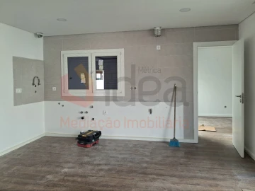 Moradia T3 para Venda em Fernao Ferro