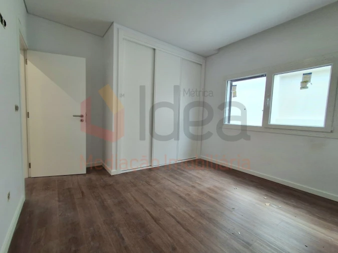 Moradia T3 para Venda em Fernao Ferro Foto 19