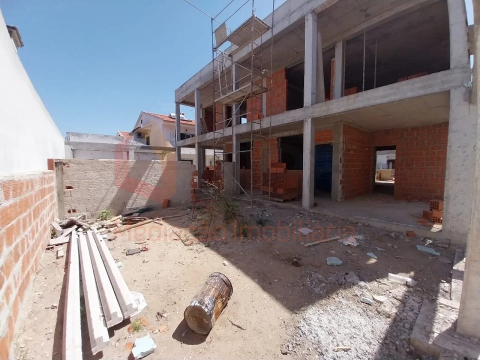 Moradia T3 para Venda em Fernao Ferro Foto 28