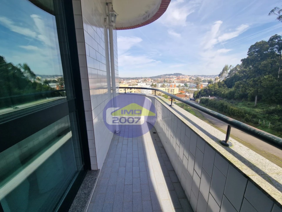 Apartamento T3 para Venda em Santa Maria de Lamas Foto 15