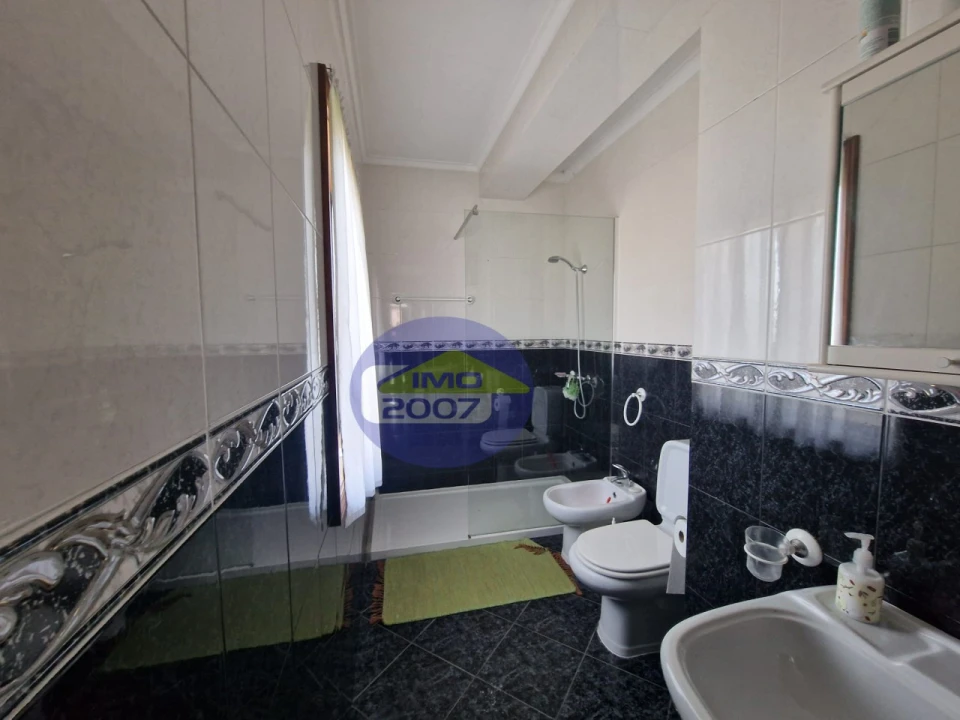 Apartamento T3 para Venda em Santa Maria de Lamas Foto 19