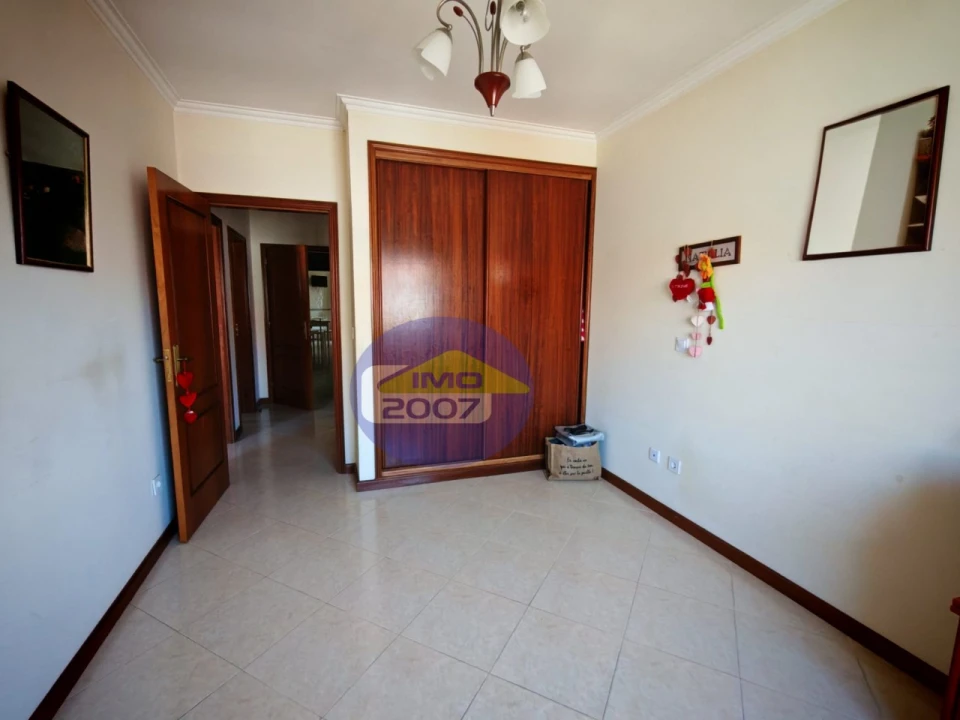Apartamento T3 para Venda em Santa Maria de Lamas Foto 25