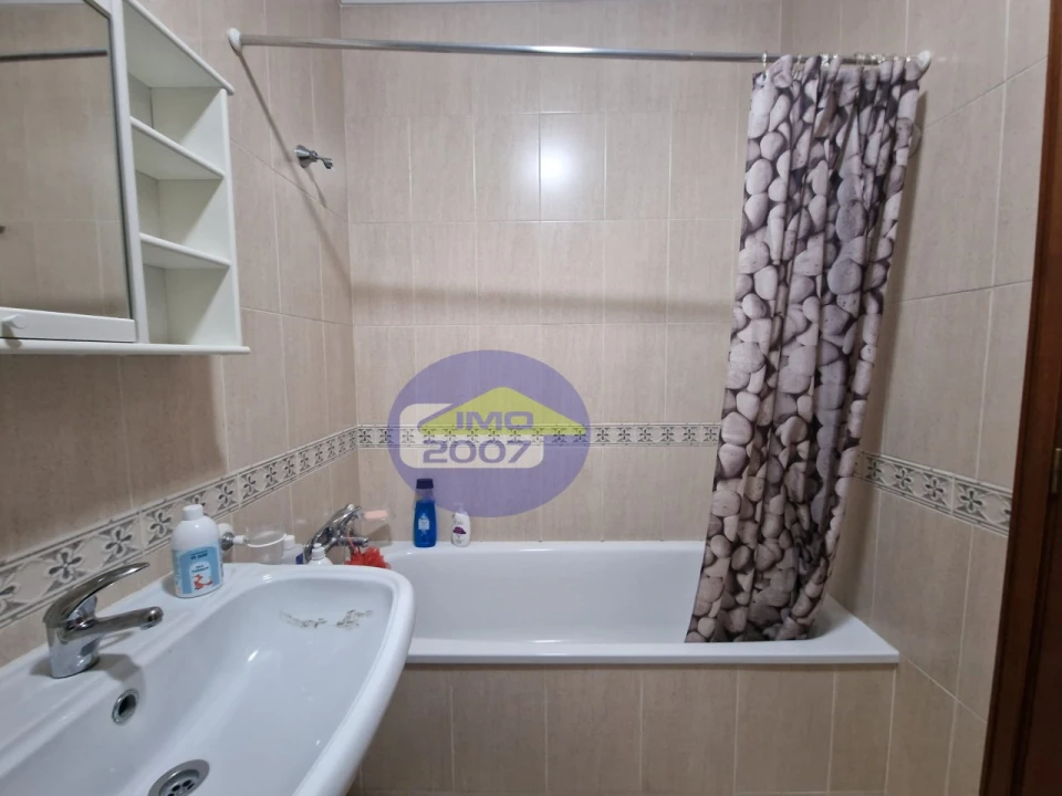 Apartamento T3 para Venda em Santa Maria de Lamas Foto 28