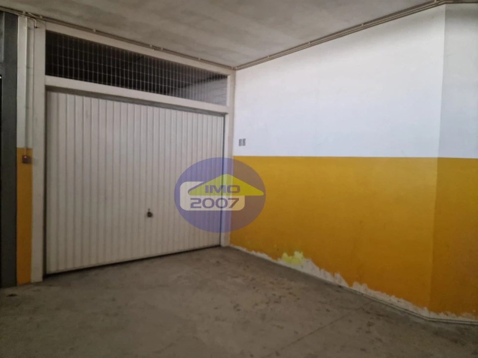 Apartamento T3 para Venda em Santa Maria de Lamas Foto 30