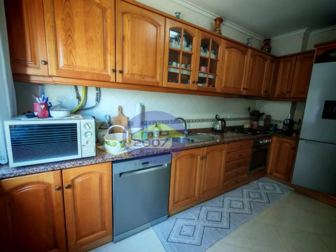 Apartamento T3 para Venda em Santa Maria de Lamas Foto 6
