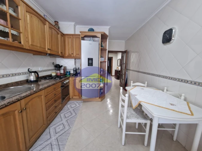 Apartamento T3 para Venda em Santa Maria de Lamas Foto 7