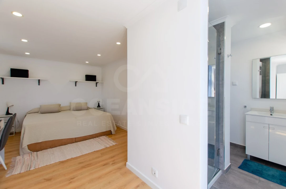 Apartamento T3 para Arrendamento em São Domingos de Rana Foto 25