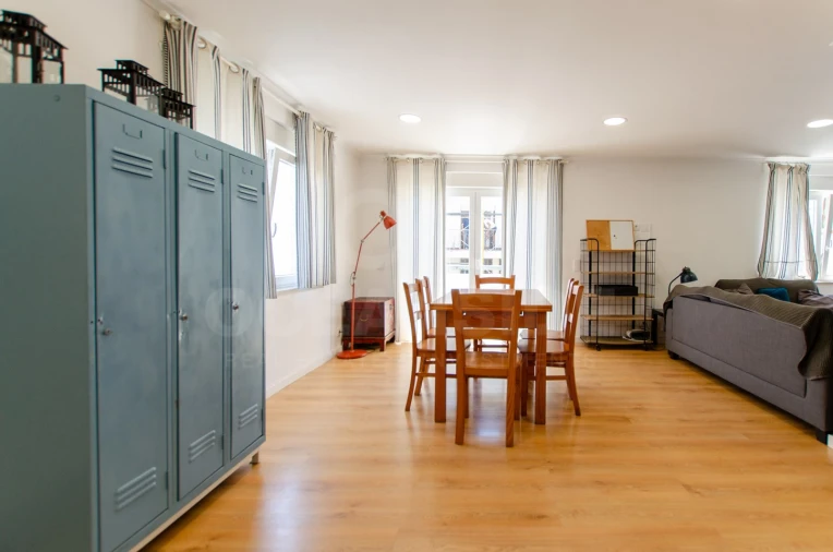 Apartamento T3 para Arrendamento em São Domingos de Rana Foto 3