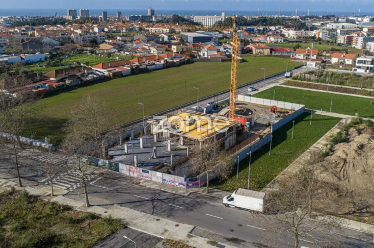 Apartamento T2 para Venda em Custóias, Leça do Balio e Guifões Foto 11