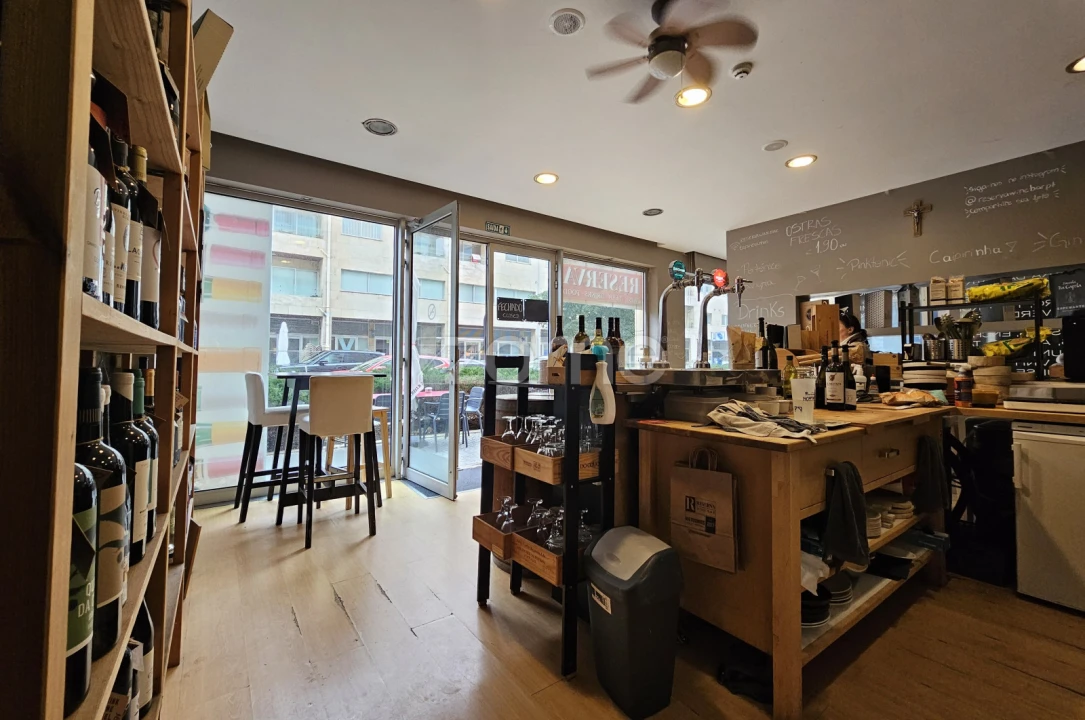 Negócio para Venda em Matosinhos e Leça da Palmeira Foto 2