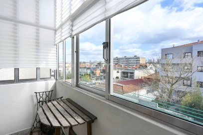 Apartamento T1 para Venda em Aldoar, Foz do Douro e Nevogilde