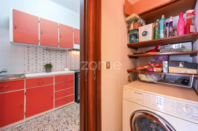 Apartamento T1 para Venda em Aldoar, Foz do Douro e Nevogilde