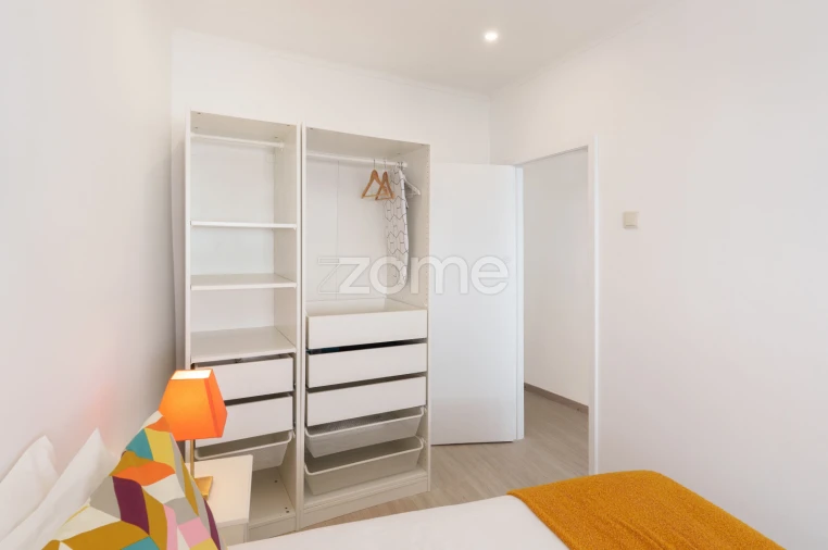 Apartamento T1 para Arrendamento em Santa Marinha e São Pedro da Afurada Foto 13