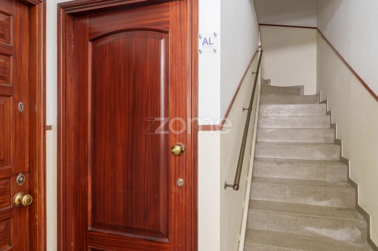 Apartamento T1 para Arrendamento em Santa Marinha e São Pedro da Afurada Foto 15