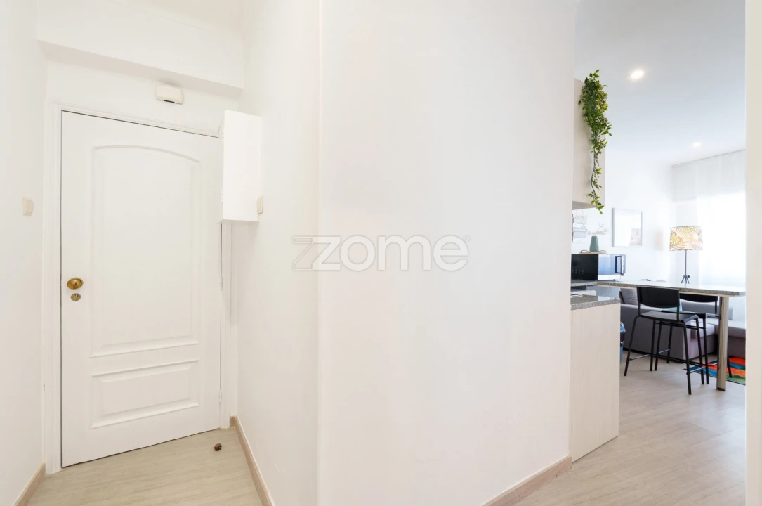 Apartamento T1 para Arrendamento em Santa Marinha e São Pedro da Afurada Foto 2