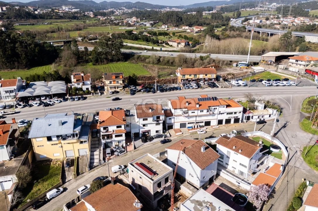 Moradia T3 para Venda em Campo e Sobrado Foto 13