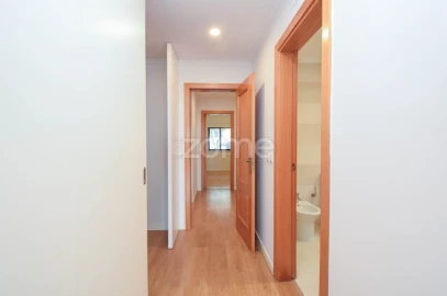 Apartamento T2 para Venda em Queluz e Belas
