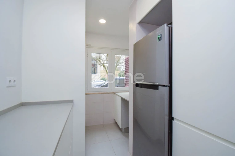 Apartamento T2 para Arrendamento em Queluz e Belas Foto 16