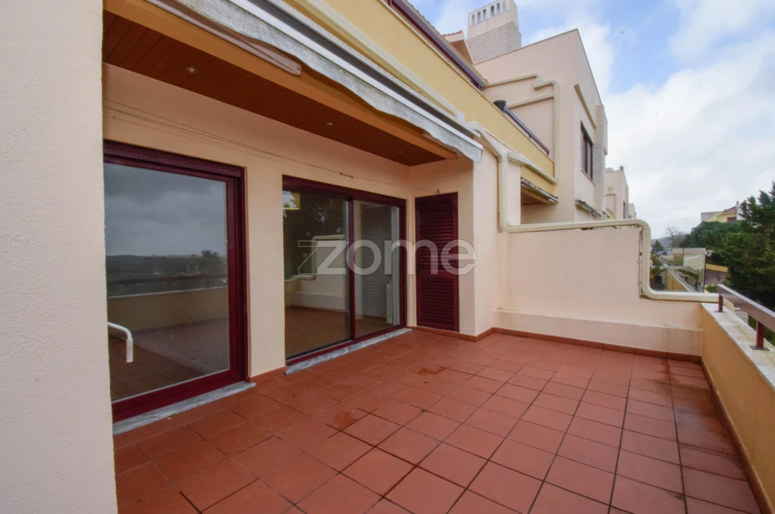 Apartamento T2 para Arrendamento em Queluz e Belas Foto 11