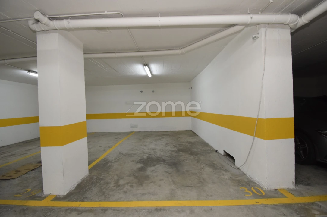 Apartamento T2 para Arrendamento em Queluz e Belas Foto 30