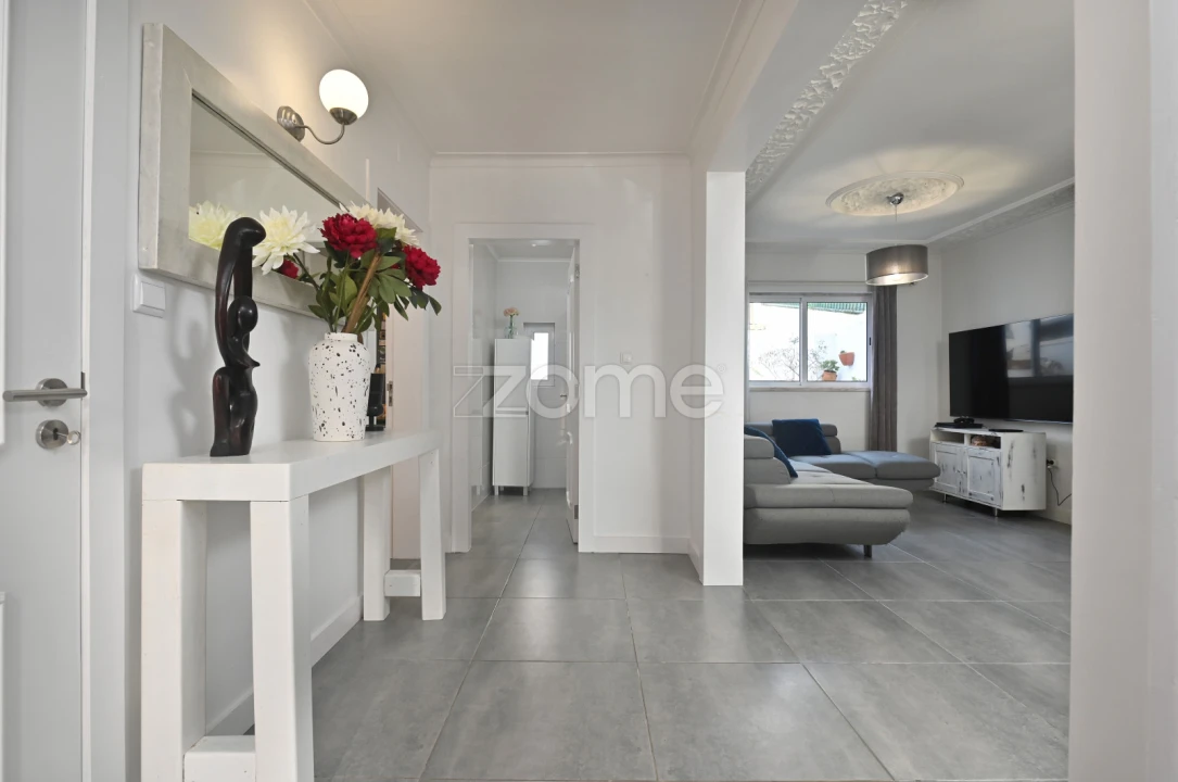 Moradia T4 para Venda em Algueirão-Mem Martins Foto 6