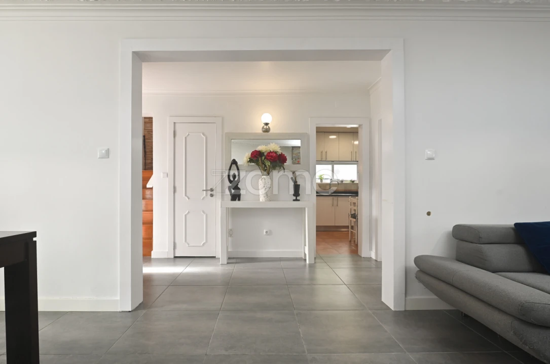 Moradia T4 para Venda em Algueirão-Mem Martins Foto 3