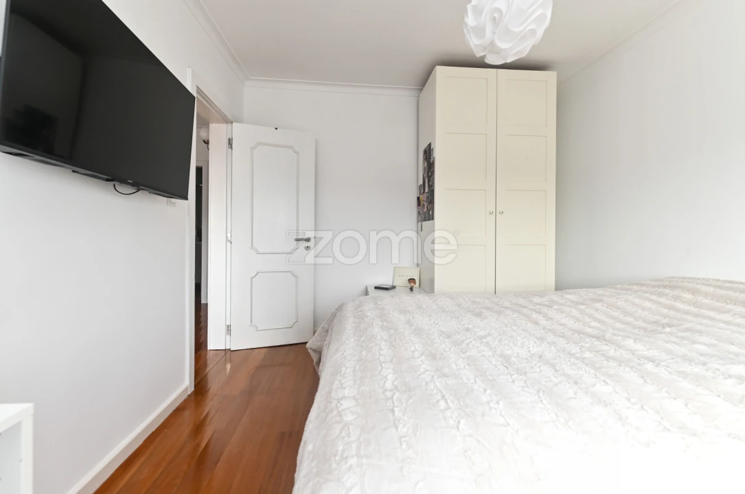 Moradia T4 para Venda em Algueirão-Mem Martins Foto 20