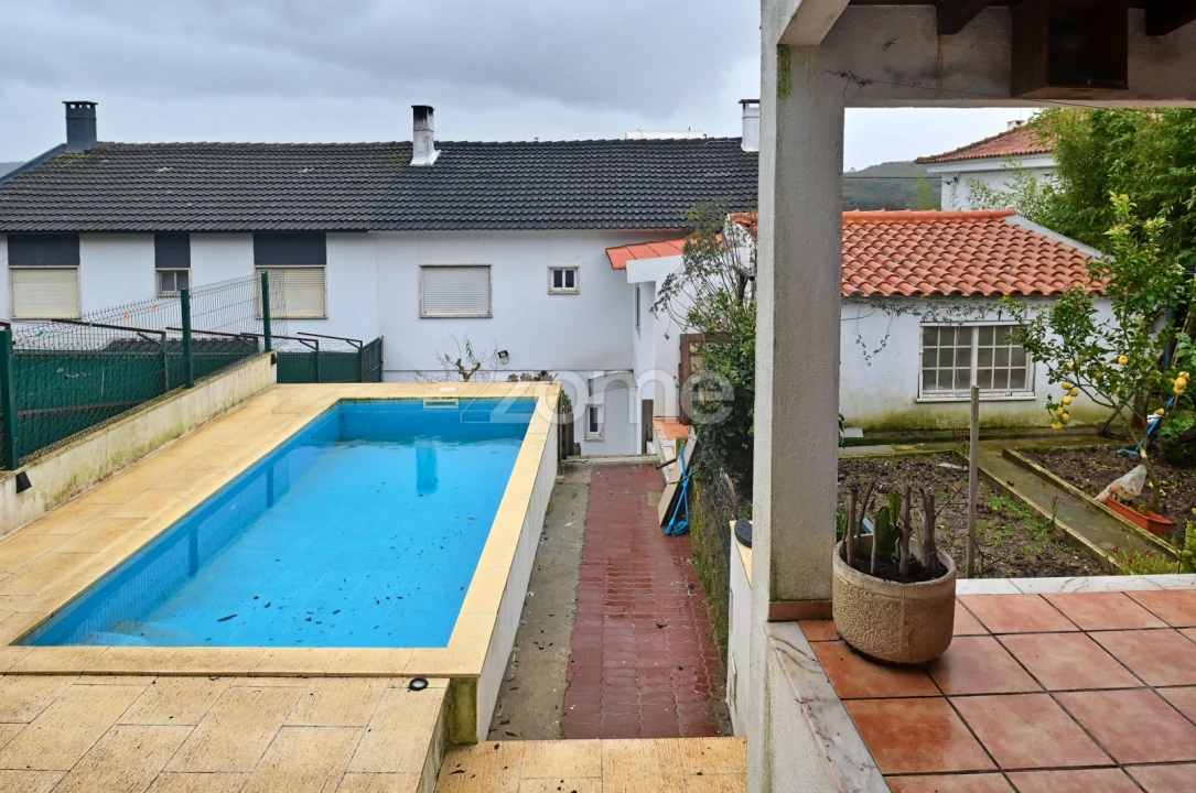 Moradia T4 para Venda em Algueirão-Mem Martins Foto 33