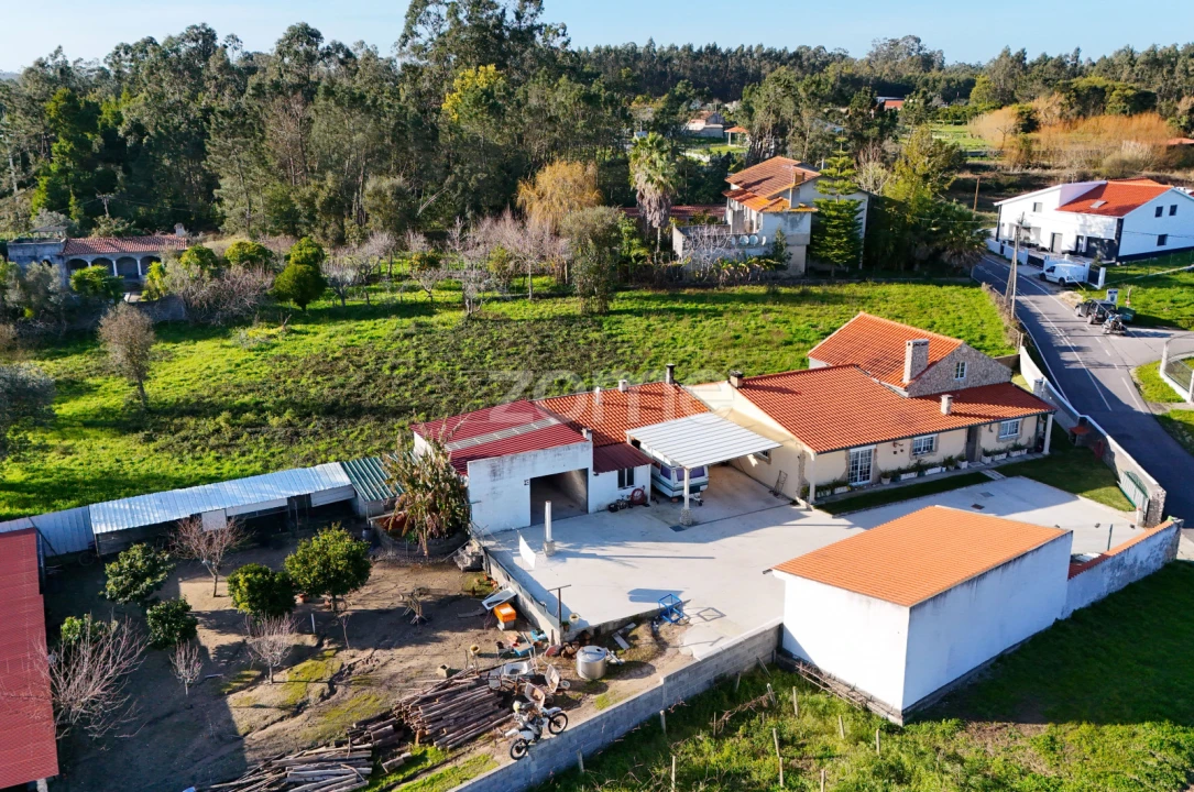 Moradia T4 para Venda em Alhadas Foto 6