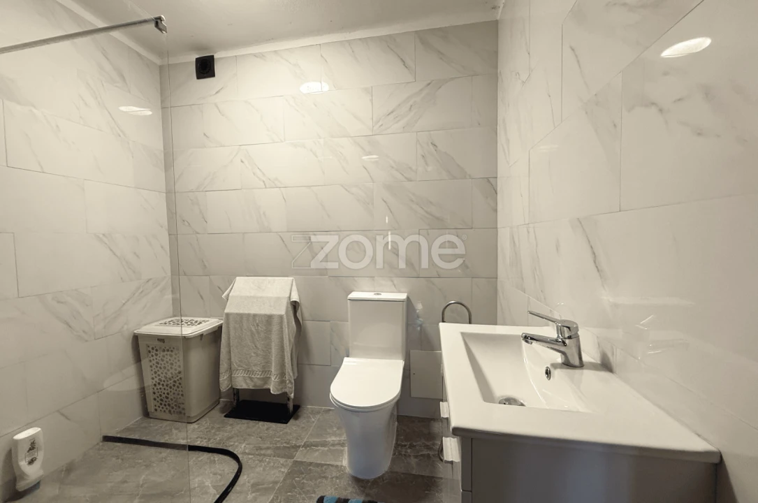 Moradia T4 para Venda em Alhadas Foto 42