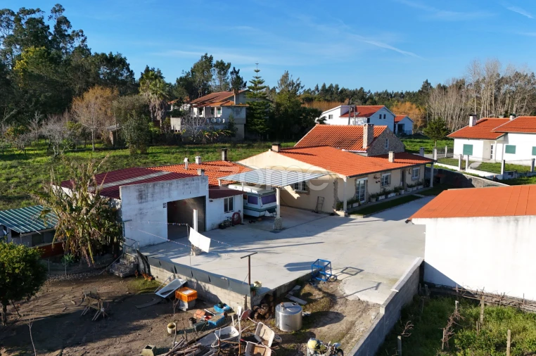 Moradia T4 para Venda em Alhadas Foto 5