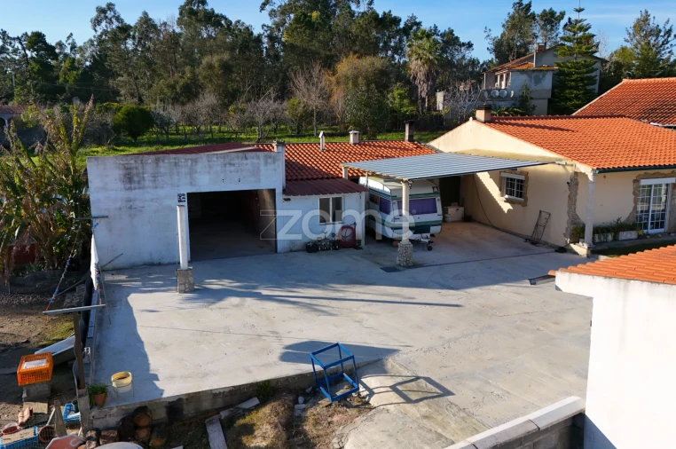 Moradia T4 para Venda em Alhadas Foto 18