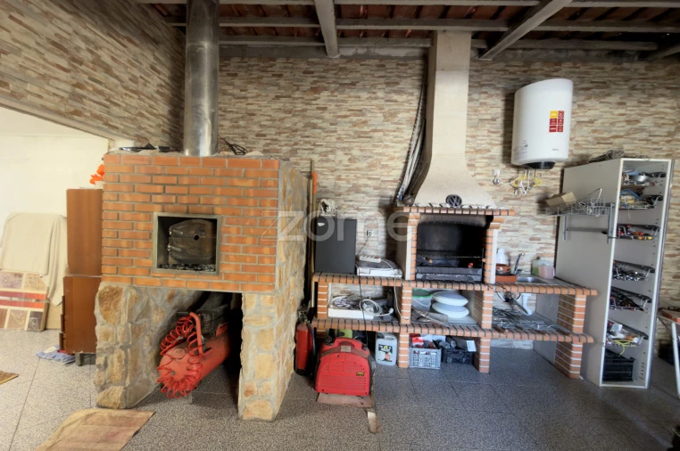 Moradia T4 para Venda em Alhadas Foto 23