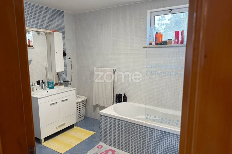 Moradia T4 para Venda em Alhadas Foto 38