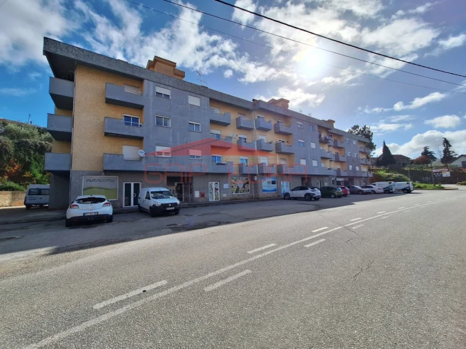 Loja para Venda em Armamar Foto 2