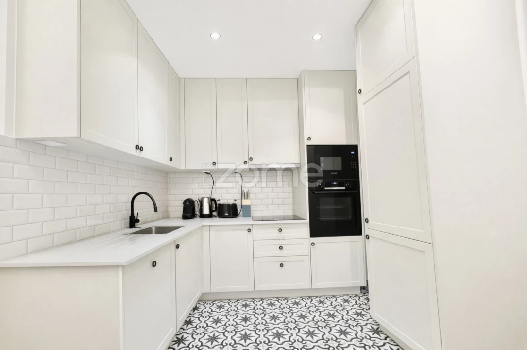 Apartamento T1 para Arrendamento em Campo de Ourique Foto 5
