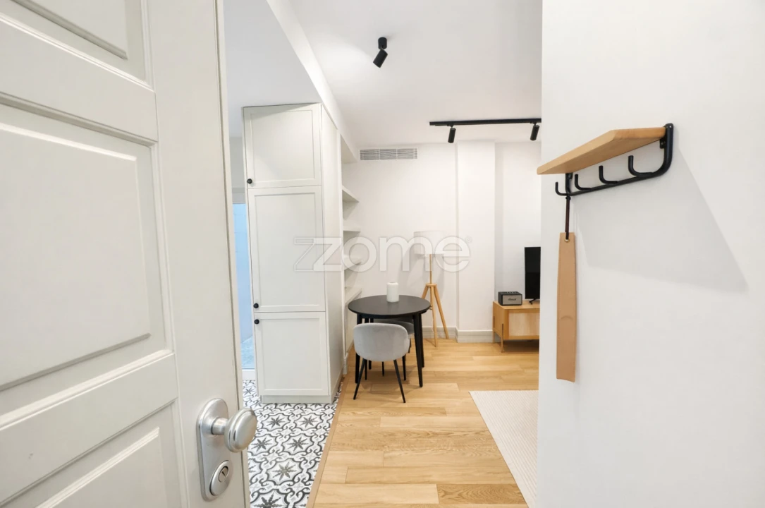 Apartamento T1 para Arrendamento em Campo de Ourique Foto 2