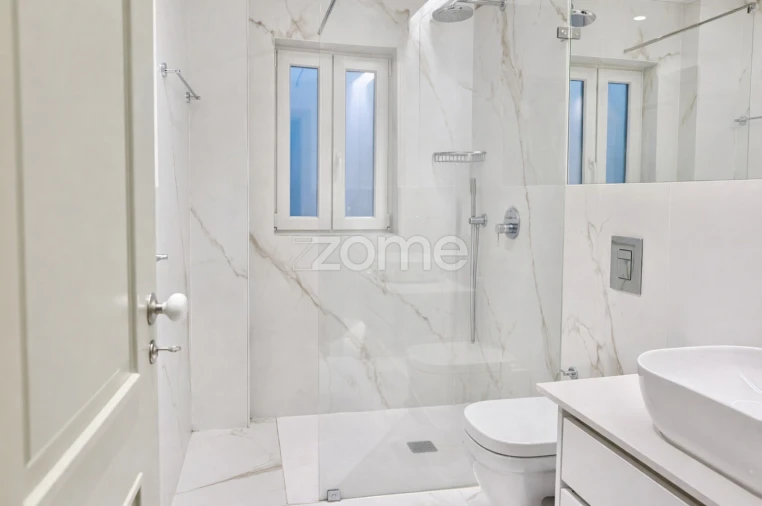 Apartamento T1 para Arrendamento em Campo de Ourique Foto 11