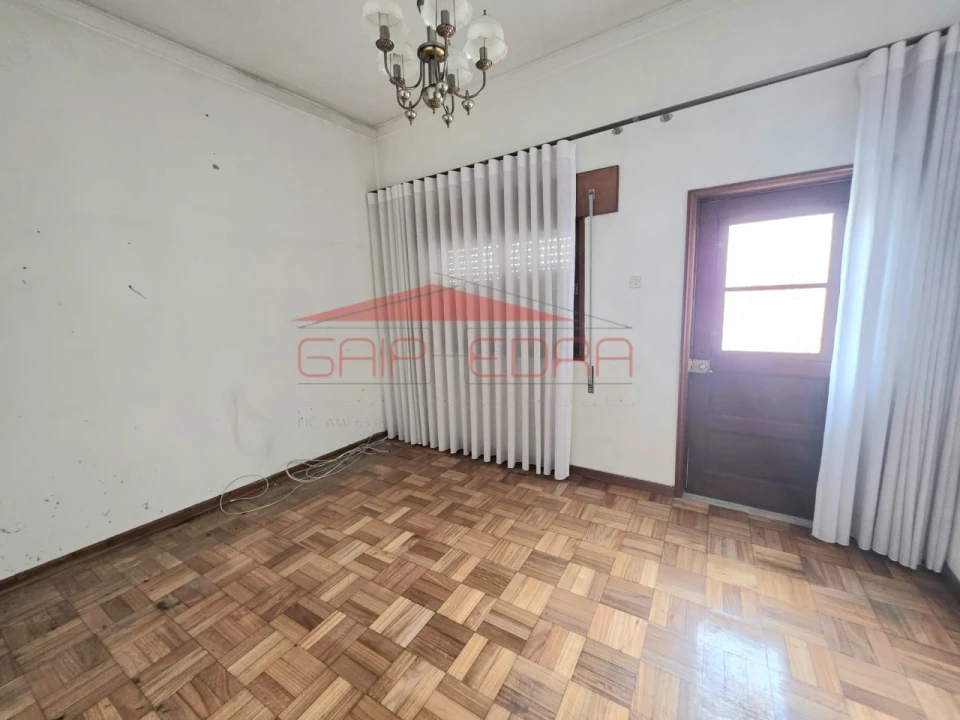 Moradia T2 para Venda em Gulpilhares e Valadares Foto 7