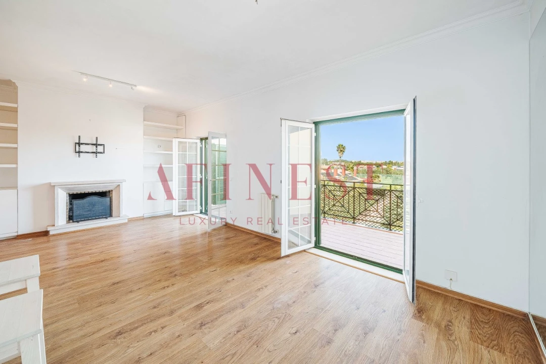 Apartamento T1 para Arrendamento em Santa Maria e São Miguel, São Martinho, São Pedro Penaferrim Foto 9