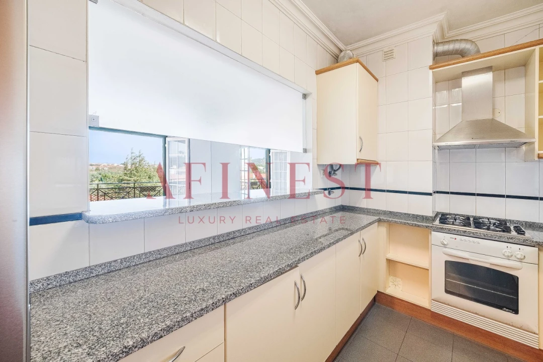 Apartamento T1 para Arrendamento em Santa Maria e São Miguel, São Martinho, São Pedro Penaferrim Foto 12