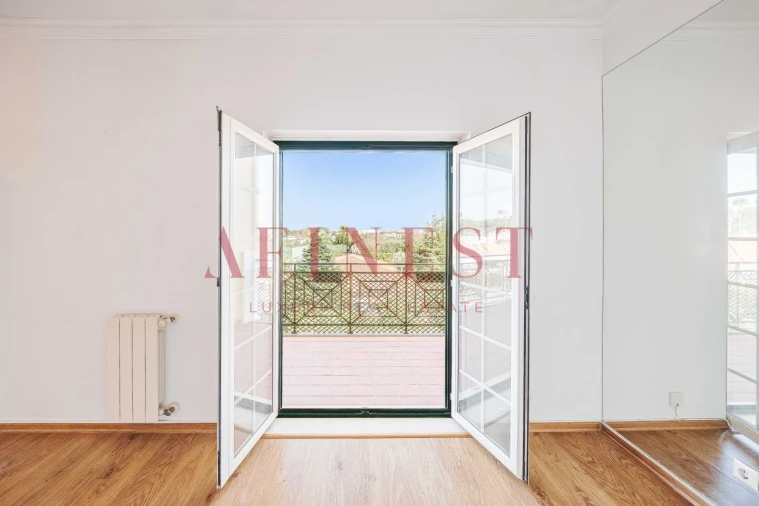 Apartamento T1 para Arrendamento em Santa Maria e São Miguel, São Martinho, São Pedro Penaferrim Foto 5