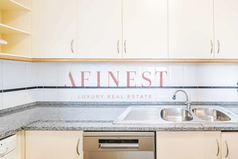 Apartamento T1 para Arrendamento em Santa Maria e São Miguel, São Martinho, São Pedro Penaferrim Foto 14