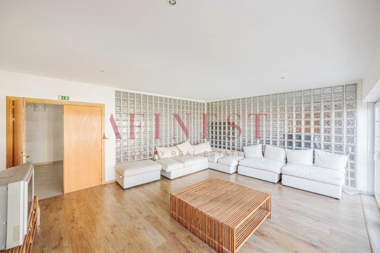 Apartamento T1 para Arrendamento em Santa Maria e São Miguel, São Martinho, São Pedro Penaferrim Foto 44