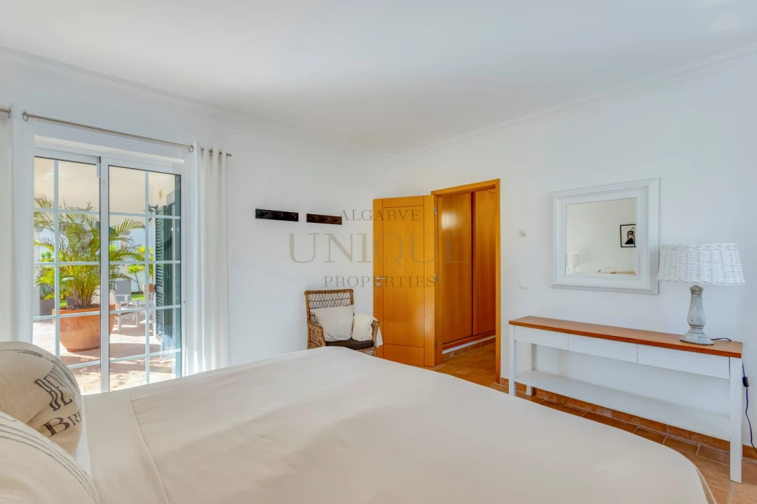 Moradia T4 para Venda em Lagos (São Sebastião e Santa Maria) Foto 31