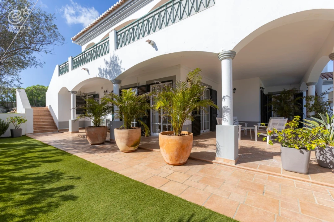 Moradia T4 para Venda em Lagos (São Sebastião e Santa Maria) Foto 41